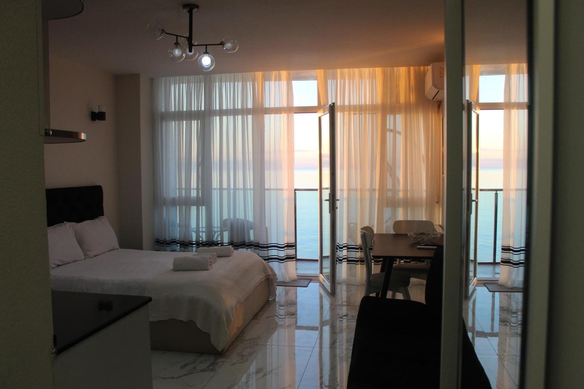 Sea Apartment Batumi Exterior photo